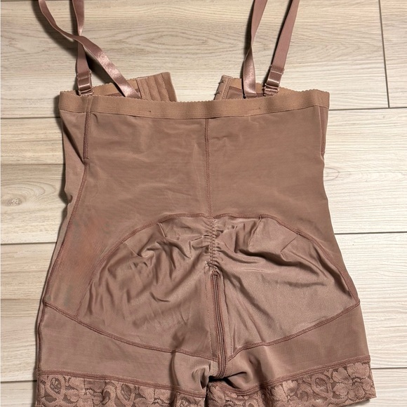 Nude Full Body Shapewear Faja Bodysuit Hook Front Zipper Crotch XL - Picture 3 of 4